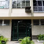Vista Incrivel No Bairro Da Urca - Besthostrio